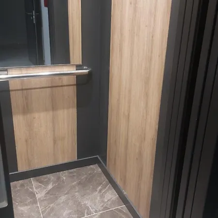 M Apartament *