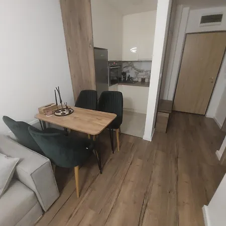 M Apartament *